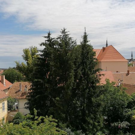 Joe Apartman Кёсег Экстерьер фото